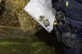 Autobrand aan de Vechtstraat in Beverwijk, eerder explosie geweest