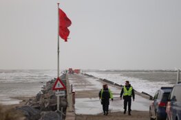 Massale uitruk van hulpdiensten op pier van IJmuiden