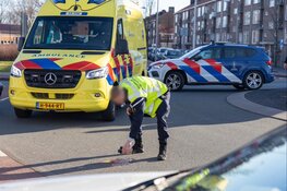 Fietser aangereden op rotonde in IJmuiden