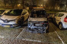 Weer autobrand in Haarlem