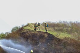 Beginnende duinbrand in Wijk aan Zee: twee kinderen worden gezocht