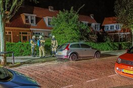 Auto in brand in Dahliastraat te Haarlem