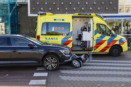 Auto gelift bij botsing met scooter op de Zandvoortselaan in Heemstede