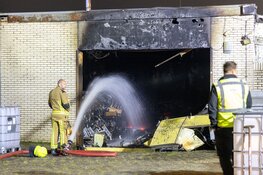 Brand in Havenstraat te Beverwijk weer opgelaaid