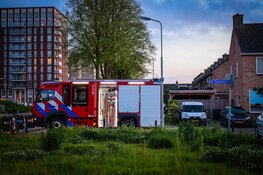 Meisje vast in schommel op speelveldje in Heemskerk