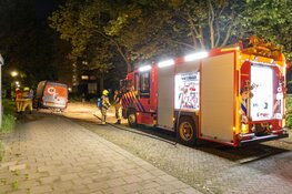 Bestelbus in brand in Haarlem, politie gaat uit van brandstichting