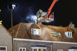 Veel rookontwikkeling bij schoorsteenbrand in Haarlem