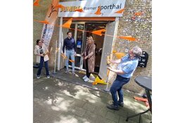 Officiële opening van de Jumbo Roemer Sporthal aan de Louis Couperusstraat in Heemskerk