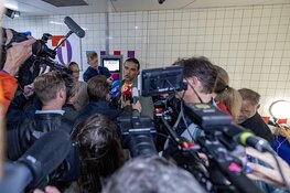 Rapper Ali B komt aan bij Haarlemse rechtbank