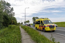 Auto en lijnbus met elkaar in botsing in Velsen-Zuid