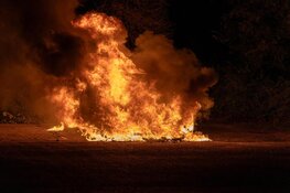 Opnieuw autobrand op dezelfde plek als maand geleden in Haarlem