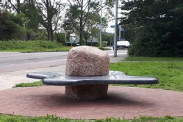 Feestelijke muziek bijeenkomst ter ere van één jaar kunstbank 'Schateiland'