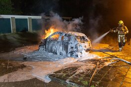 Autobrand teistert opnieuw Haarlem