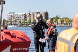 Duikactie bij aangetroffen auto in Haarlem