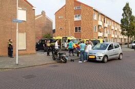 Gewonde bij botsing met scooter in IJmuiden