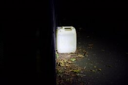 Nachtelijke autobrand op Milaanstraat in Haarlem