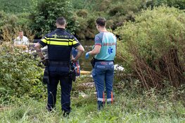 Zoektocht na aantreffen lege kano in de Jan Gijzenvaart in Haarlem