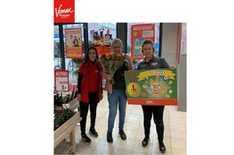 Vomar Voordeelmarkt verdubbelt voor het derde jaar op rij het sponsorbedrag van diverse clubs in regio Heemskerk