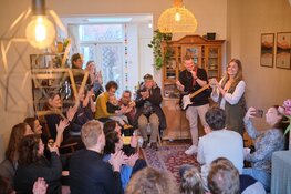 Nog een paar dagen om je aan te melden als act of host voor huiskamerfestival Gluren bij de Buren