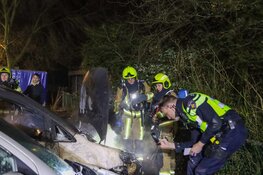 Auto in brand op Raafstraat in IJmuiden