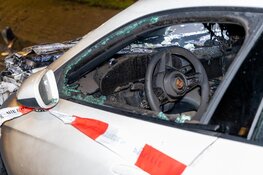 Peperdure Porsche gaat in vlammen op na brandstichting in Haarlem
