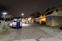 Automobilist rijdt woning in Haarlem binnen en slaat op de vlucht, auto terug gevonden in Bloemendaal