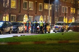 Straat in Velsen-Noord afgezet na conflict, één aanhouding