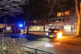 Auto vat voor de tweede keer vlam binnen 24 uur
