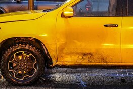 Geen gewonden wel veel schade bij botsing in Velsen - Noord