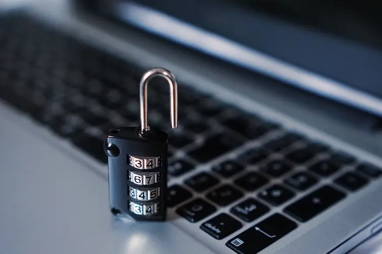 De snelste manier om duurzame energie veilig te gebruiken: cybersecurity in de energietransitie