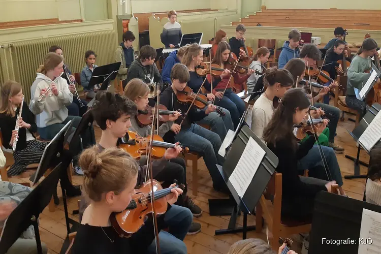Kennemer Jeugd Orkest nodigt jonge muzikanten uit voor gratis SCRATCH op 11 APRIL in Haarlemse Kindermuziekweek 2025