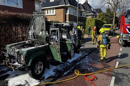 Jeep uitgebrand in Heemstede