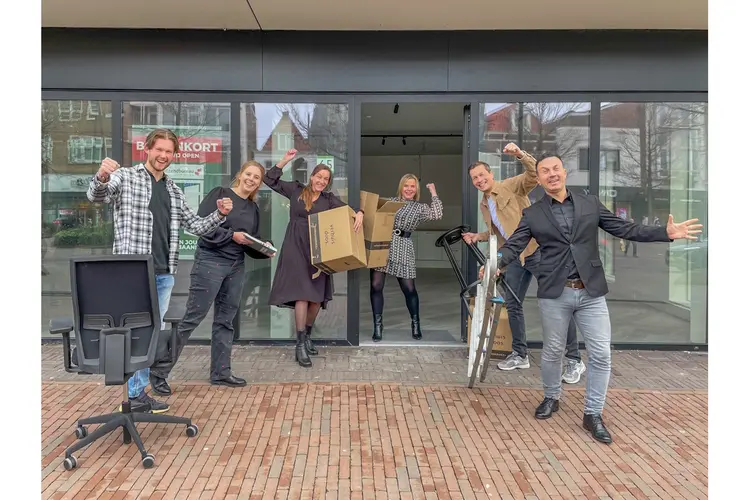 Wethouders Klaassen en Wijmenga openen nieuwe vestiging PDZ Uitzendbureau op de Breestraat