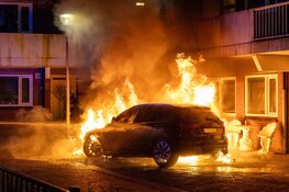 Autobrand op Voortingplantsoen in Haarlem