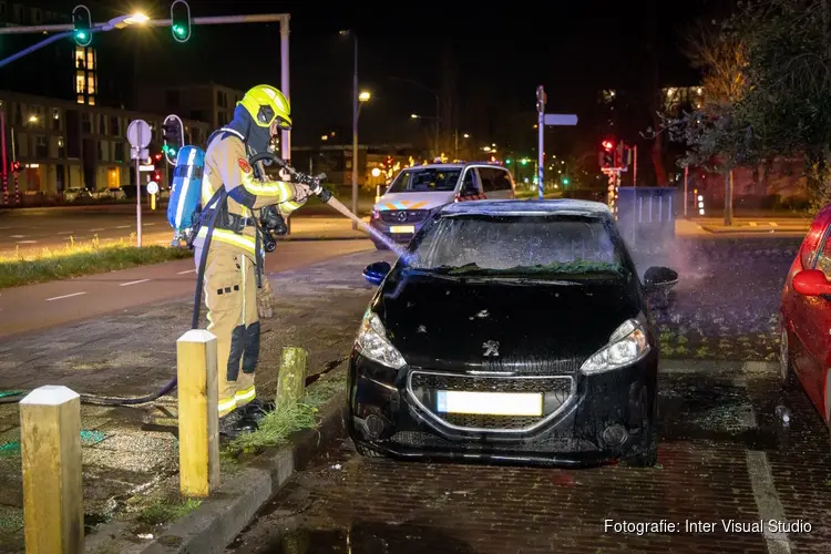 Autobrand aan Andorrastraat in Haarlem