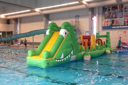 Waterpret met de krokodil stormbaan!