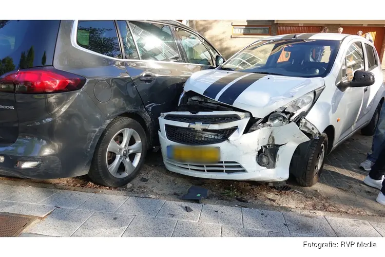Zware schade na aanrijding in Beverwijk