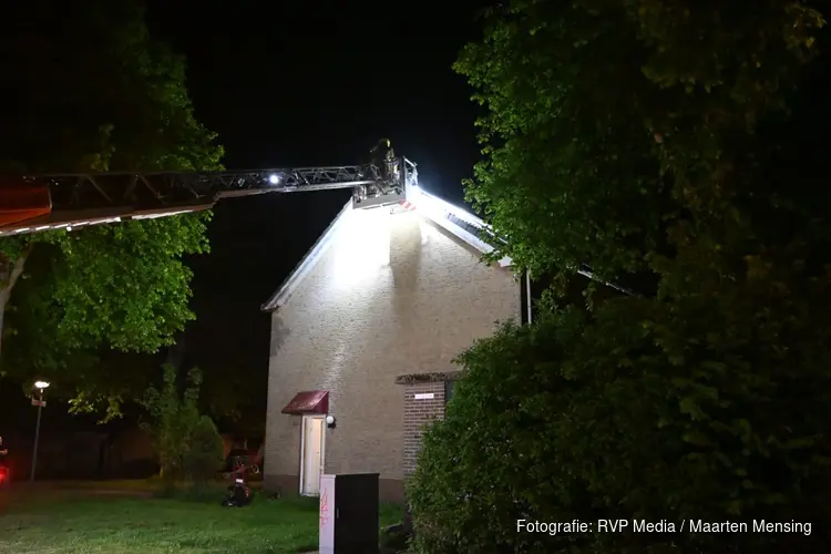 Brand in woning Castricum ontdekt na vreemde lucht