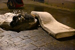 Matrassen vatten vlam in Beverwijk