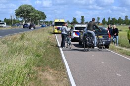 Scholieren komen met elkaar in botsing langs de N513 in Castricum