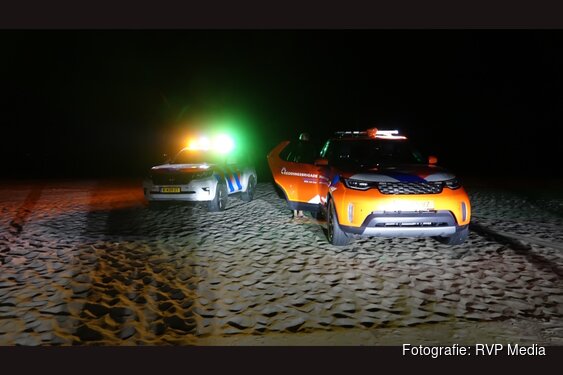 Twee gewonden bij steekpartij op strand