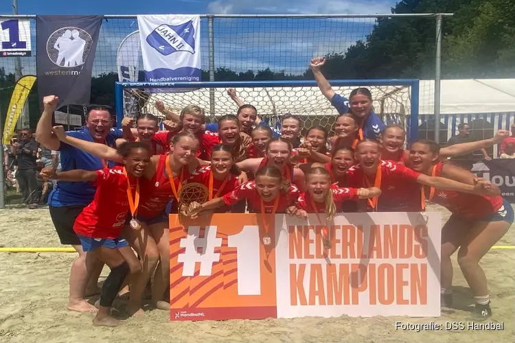 DSS D1 en DSS C1 Nederlands kampioen Beach Handball