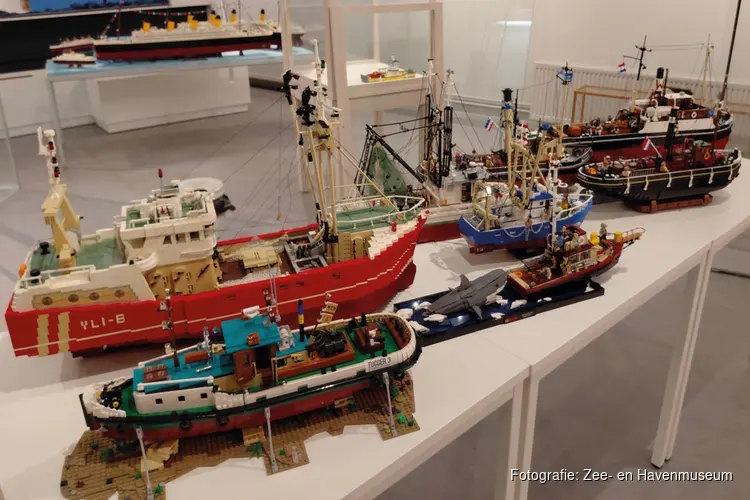 Dubbele zomertentoonstelling in Zee- en Havenmuseum: LEGO-schepen kijken, bouwen én Telstar naar de Eredivisie