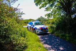 Twee fietsers botsen tegen elkaar Heereduinweg IJmuiden