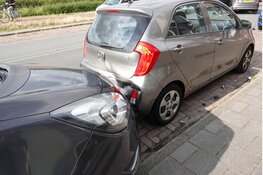 Automobiliste richt ravage aan in IJmuiden