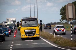 Schade en oponthoud na aanrijding op afrit A9 bij Uitgeest