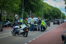Harley komt in botsing met personenauto