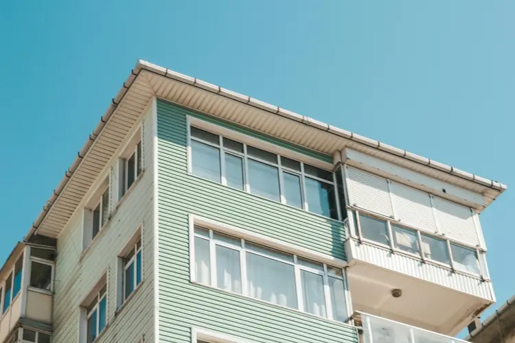 Waarom wandpanelen buiten steeds vaker worden gekozen