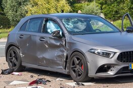 Motorrijder ernstig gewond na aanrijding met auto