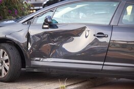 Motorrijder gewond na aanrijding met auto in Beverwijk